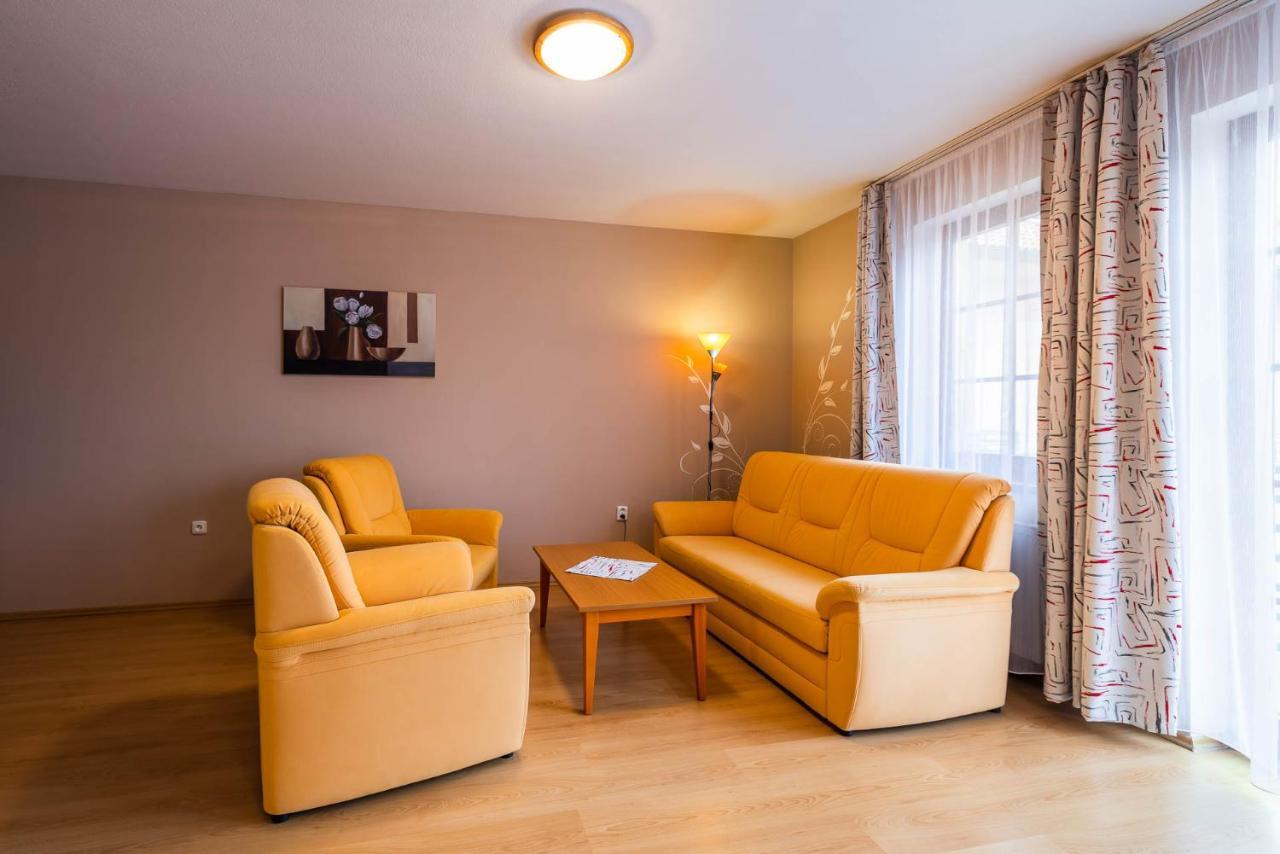 Apartman Eliska Trebon Luaran gambar